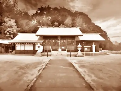 shrine_evening_sepia